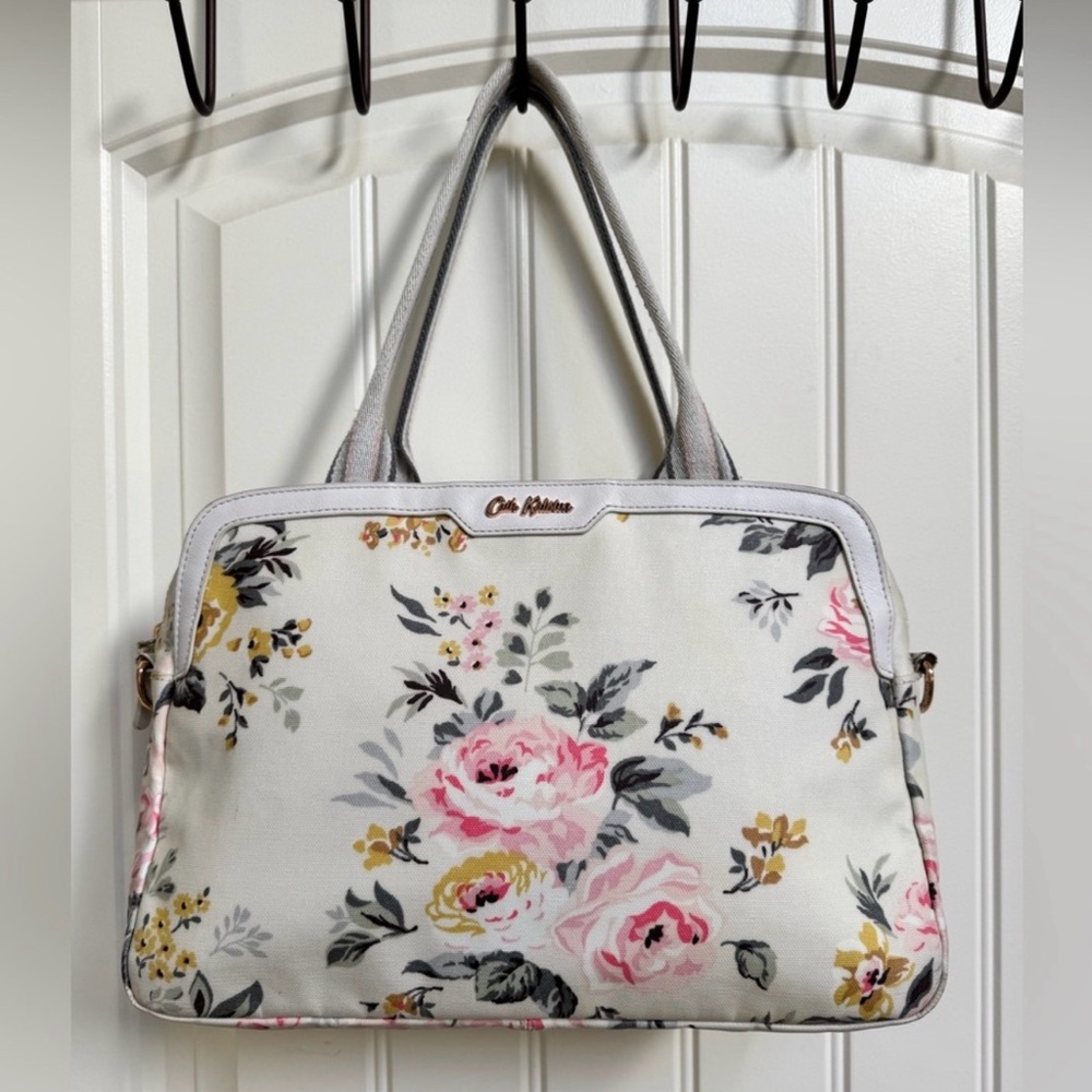 Cath Kidston White Everyday Bag With Pink Roses. 12" by 8" by 4.25"